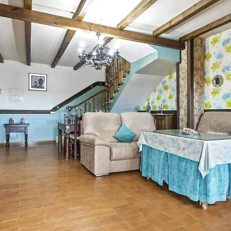 Holiday home Vintage In With Jacuzzi *