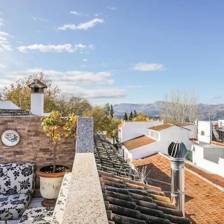 Vintage In With Jacuzzi Holiday home