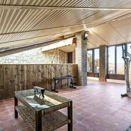 Vintage In With Jacuzzi *