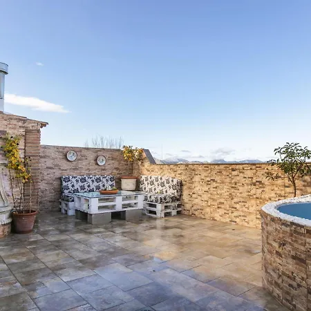 Vintage In With Jacuzzi Holiday home Ronda